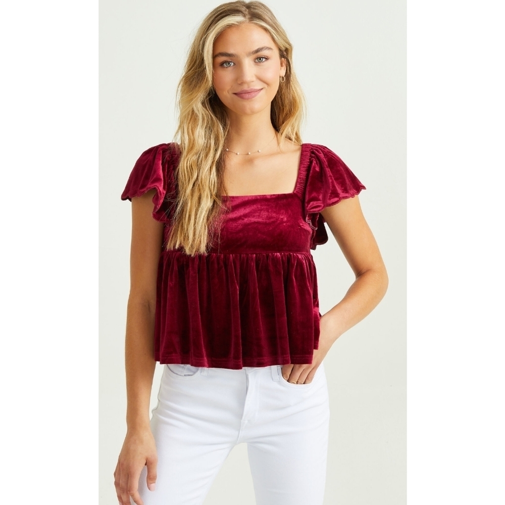 Altar'd State▪️Harlow Velvet Top
